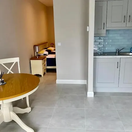 Erne Getaway No.5 Brand New 1 Bed Apartment Enniskillen Exterior photo