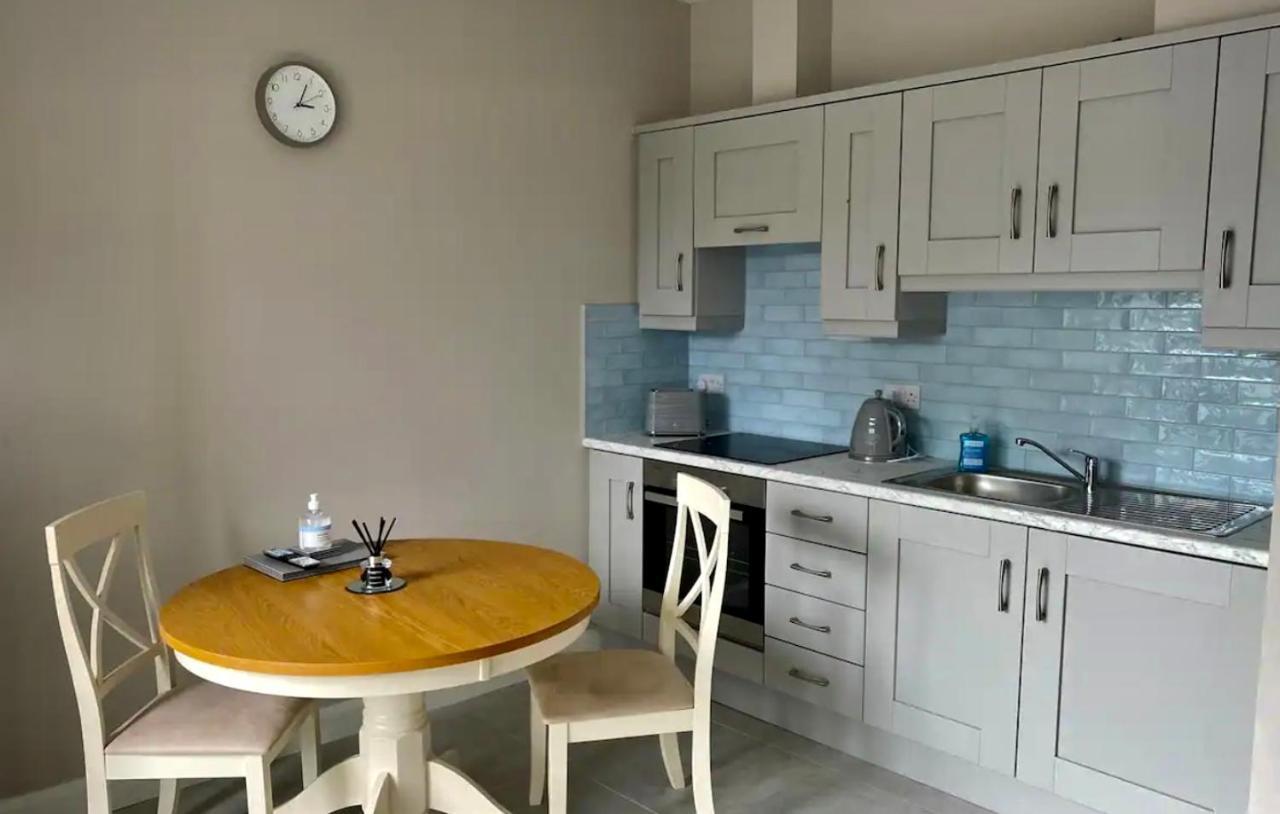 Erne Getaway No.5 Brand New 1 Bed * Enniskillen